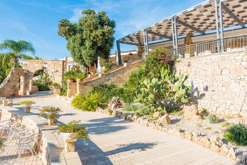 אוג'נטו Eden Resort Country מראה חיצוני תמונה